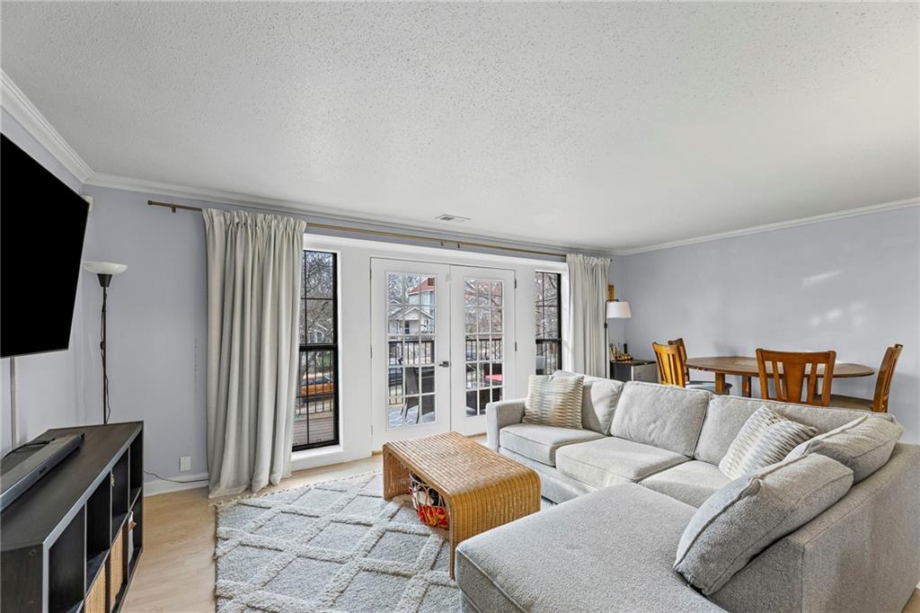 4727 Jarboe Street 55