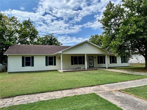 1620 Clark Avenue, Parsons, KS 67357 - MLS#: 2502318