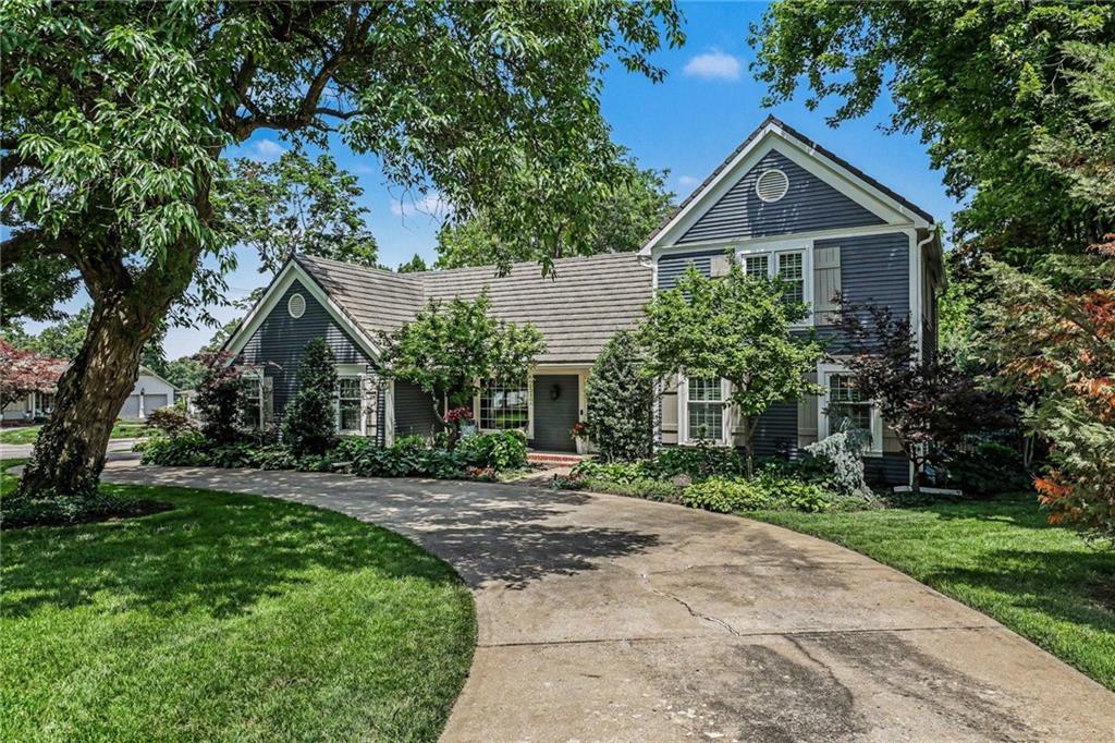 2512 W 71st Street