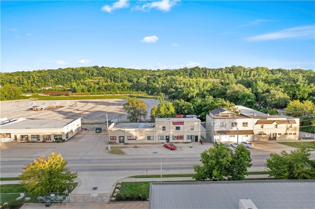 1119-1125 Merriam Lane