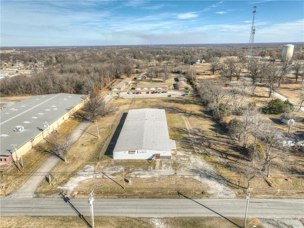 2800 Roberts Road