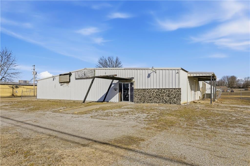 2800 Roberts Road