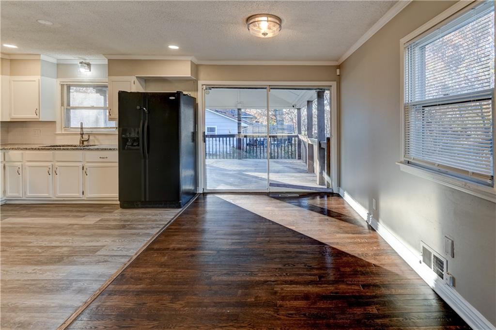 Kansas City, Missouri 64134, United States, 4 Bedrooms Bedrooms, ,2 BathroomsBathrooms,Residential,Pending,251802