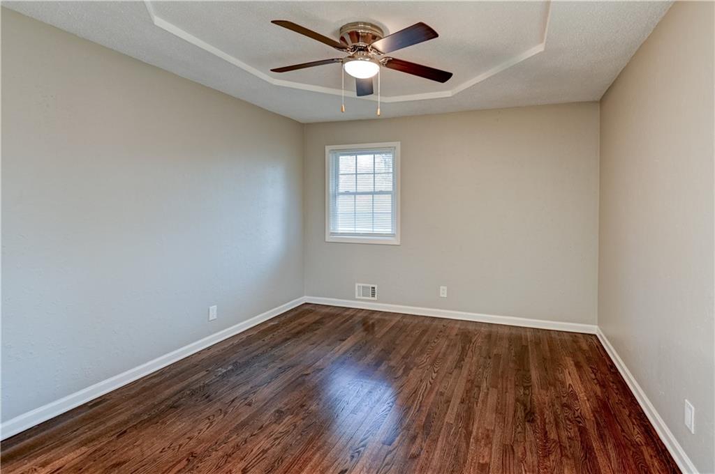 Kansas City, Missouri 64134, United States, 4 Bedrooms Bedrooms, ,2 BathroomsBathrooms,Residential,Pending,251802