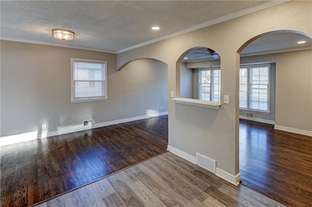 Kansas City, Missouri 64134, United States, 4 Bedrooms Bedrooms, ,2 BathroomsBathrooms,Residential,Pending,251802