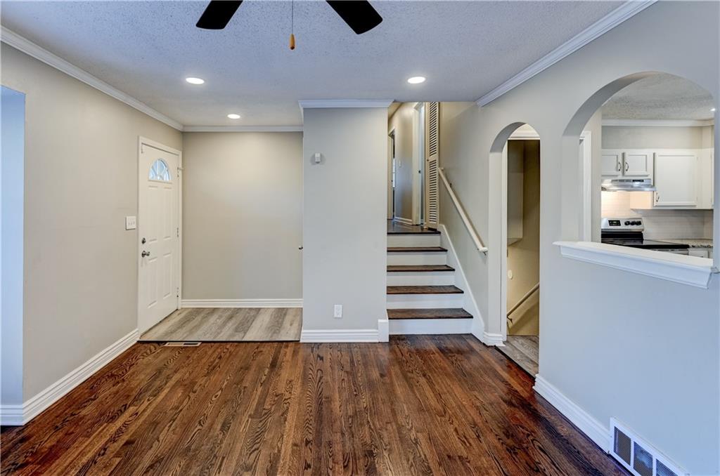 Kansas City, Missouri 64134, United States, 4 Bedrooms Bedrooms, ,2 BathroomsBathrooms,Residential,Pending,251802