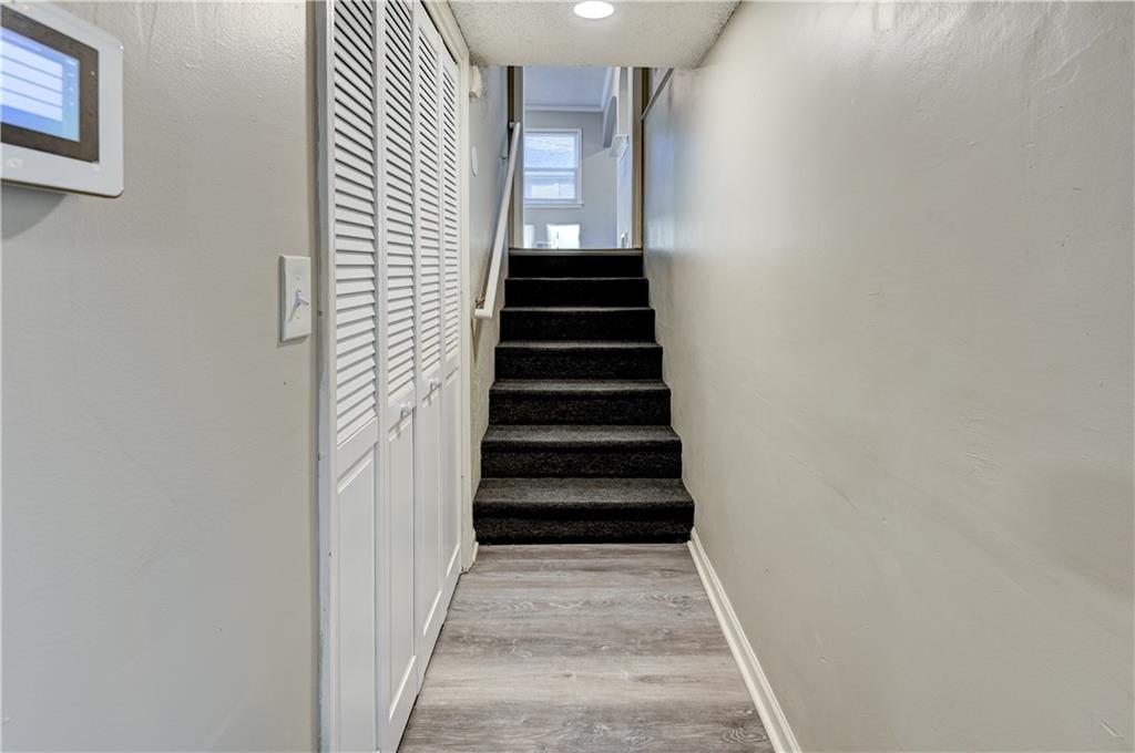 Kansas City, Missouri 64134, United States, 4 Bedrooms Bedrooms, ,2 BathroomsBathrooms,Residential,Pending,251802