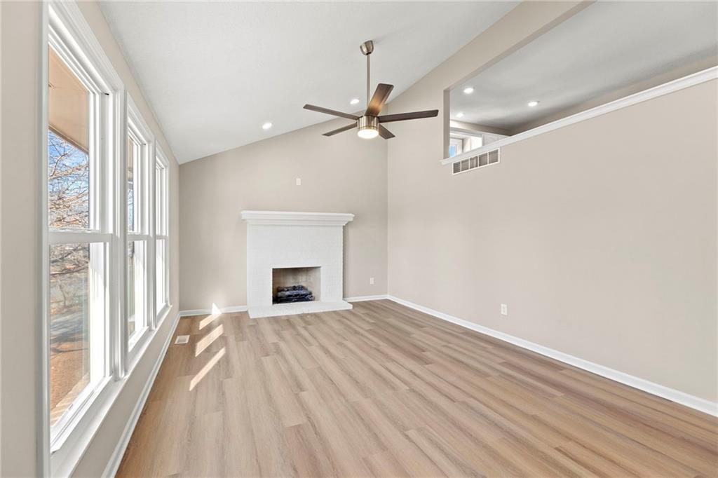 8615 N Wayland Avenue