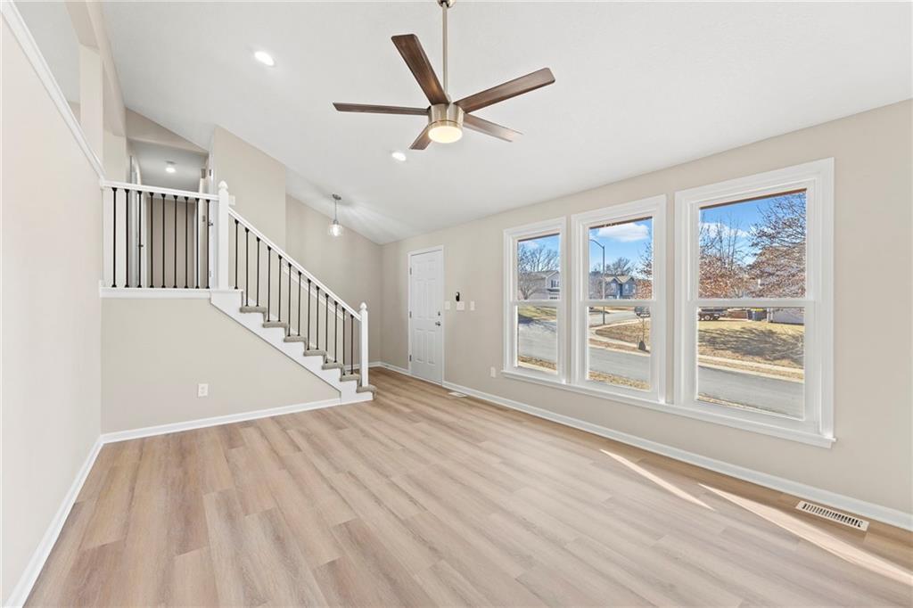 8615 N Wayland Avenue