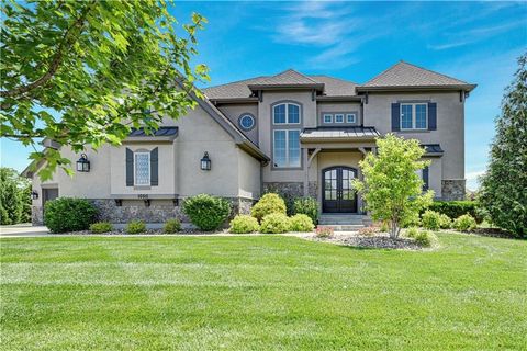 Photo of 10511 S Red Bird Street, Olathe, KS 66061 (MLS # 2622141)