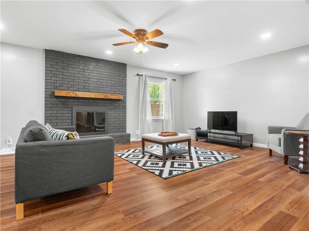 4809 Mockingbird Lane