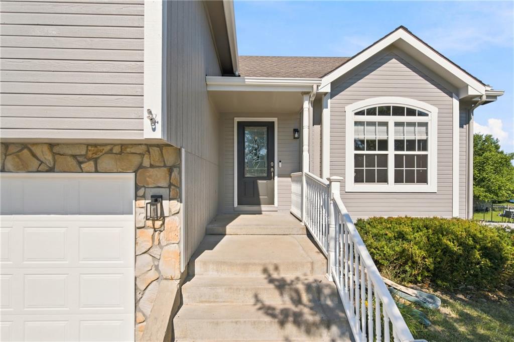 3705 Lee Court