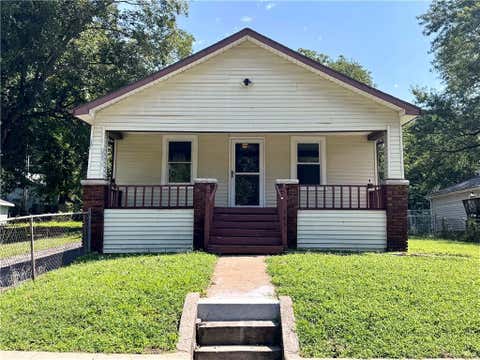 Photo of 1431 S Hardy Avenue, Independence, MO 64052 (MLS # 2637961)