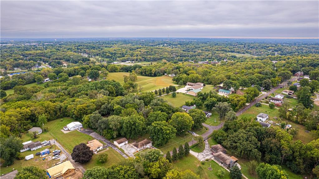 St Joseph, Missouri 64505, United States, 2 Bedrooms Bedrooms, ,2 BathroomsBathrooms,Residential,Active,226476