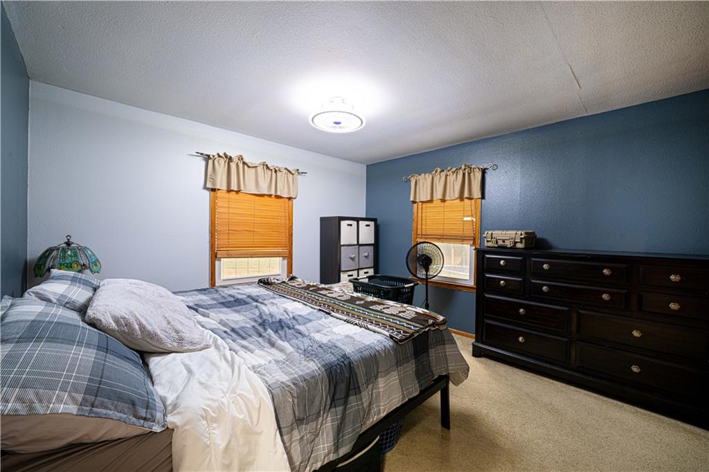 St Joseph, Missouri 64505, United States, 2 Bedrooms Bedrooms, ,2 BathroomsBathrooms,Residential,Active,226476