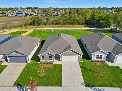 525 N Persimmon Street Gardner KS 66030