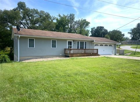 40 10th Street, Chillicothe, MO 64601 - #: 2596230