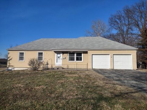 6311 N Kansas Avenue Kansas City MO 64119