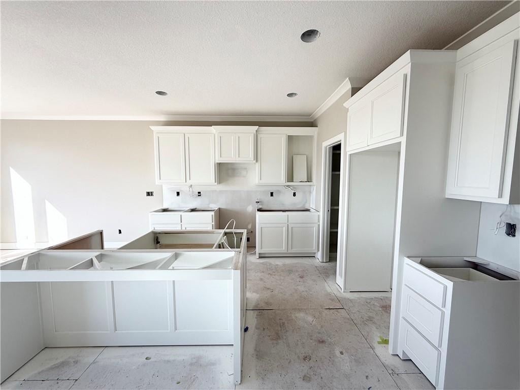 9468 Shady Bend Road