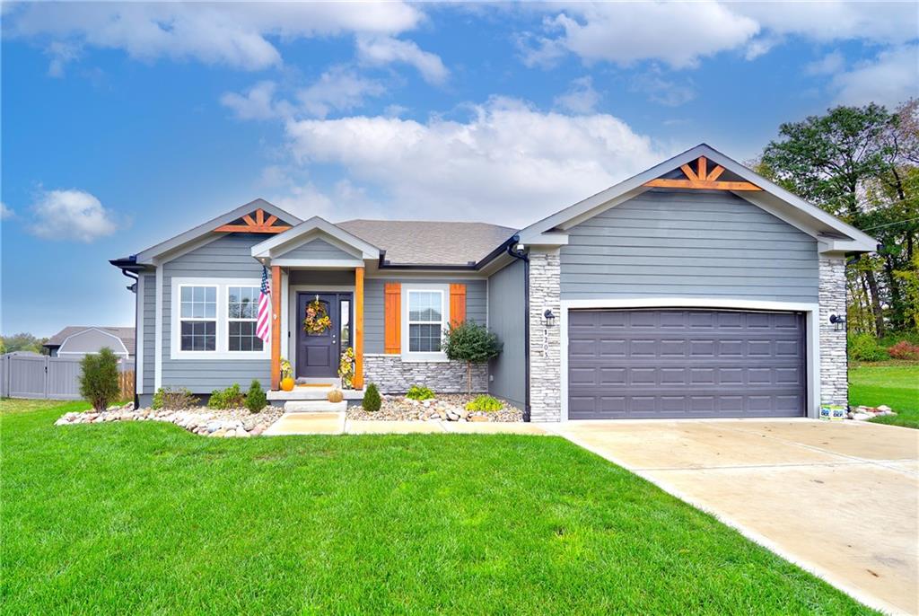 1203 SW Burns Court