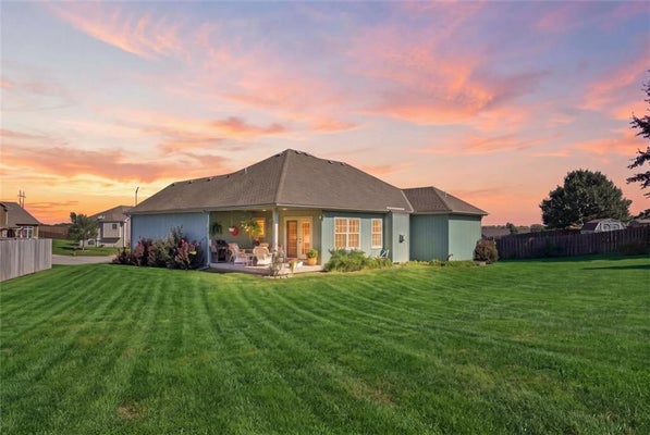 16911 TUCKER CT, BASEHOR, KS 66007 - Image 7bebd33848d2709ca57dfac2622bc5ec/3243156885