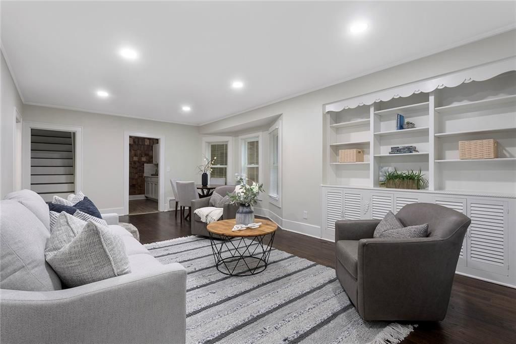 Photo of 34 S Jewell Street, Liberty, MO 64068 (MLS # 2584437)