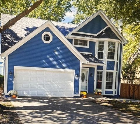 961 E Cavendish Trail Olathe KS 66061