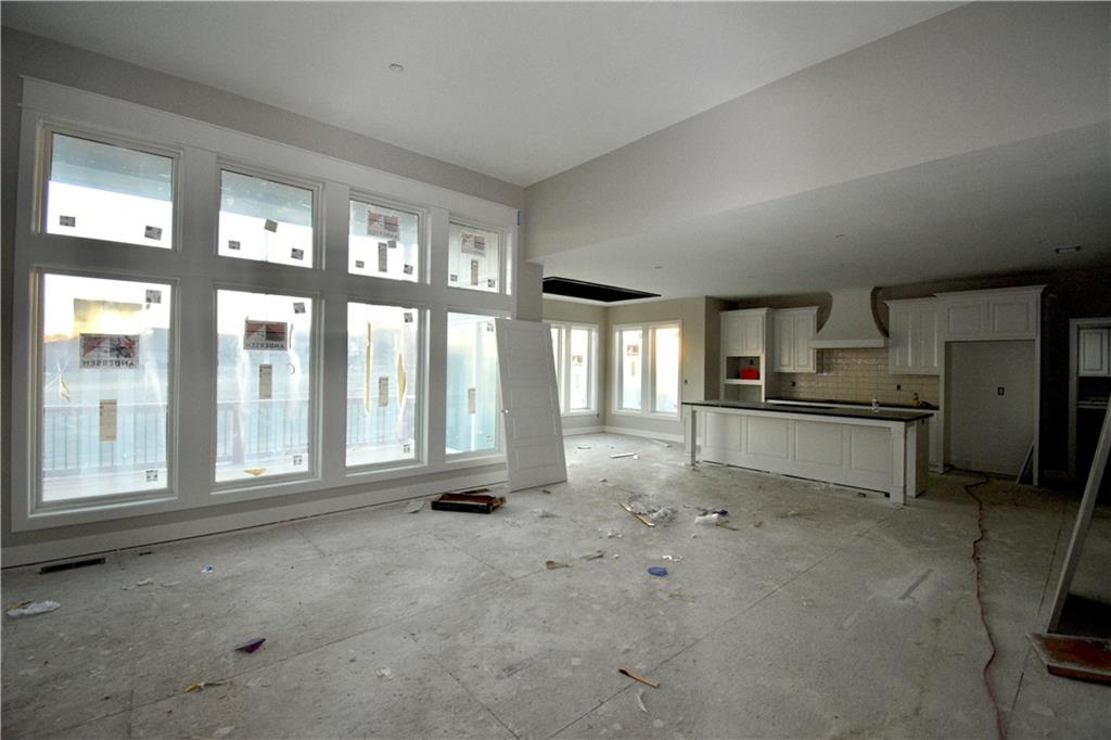 8325 NE 76th Terrace