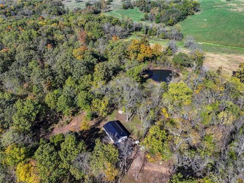 Photo of 5125 SE 601 Road, Collins, MO 64738 (MLS # 2584595)