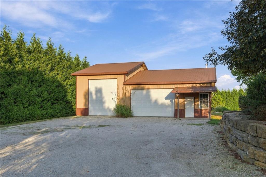 27423 New Lancaster Road