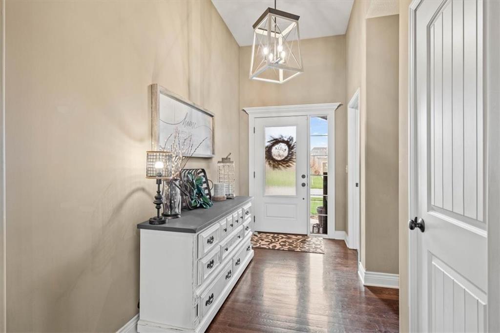 19421 W 200th Terrace