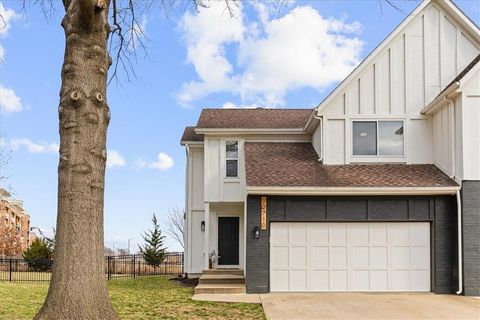 10710 W 115th Street, Overland Park, KS 66210 - MLS#: 2600899