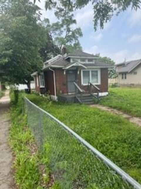 Photo of 6638 Wabash Avenue, Kansas City, MO 64132 (MLS # 2621075)