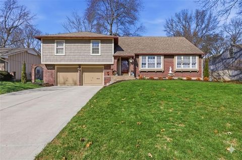 8108 W 72nd Street, Overland Park, KS 66204 - MLS#: 2605441