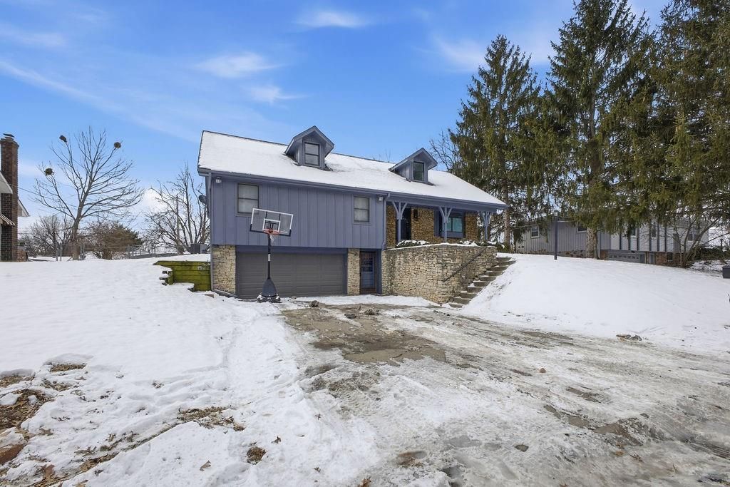 Photo of 4724 Arrowhead Drive, St Joseph, MO 64506 (MLS # 2598078)