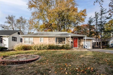 8004 Jarboe Street, Kansas City, MO 64114 - MLS#: 2587357