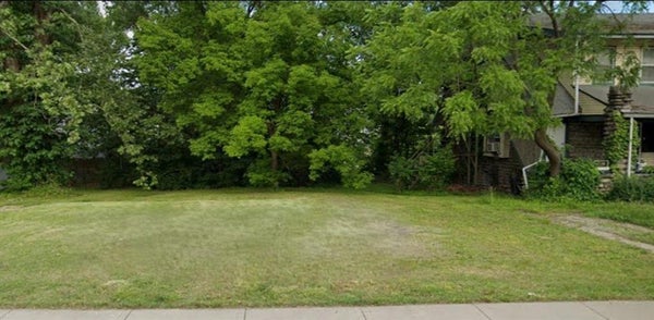 2837 TRACY AVE, KANSAS CITY, MO 64109 - Image 7d1e9fb5261e6474e8756e08bc3fbc7a/3867008128