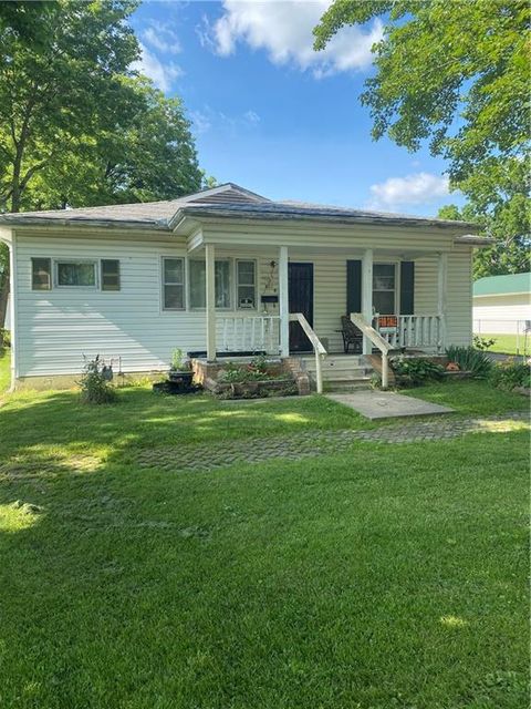 613 E 21st Street Pittsburg KS 66762