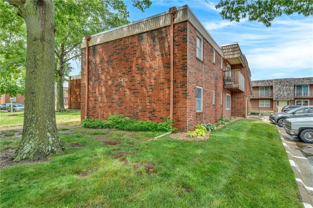 Photo of 5456 SW 12th Terrace, Topeka, KS 66614 (MLS # 2623932)