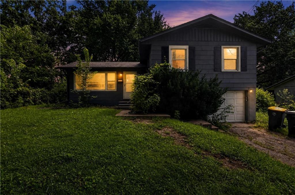 4131 E Vineyard Road