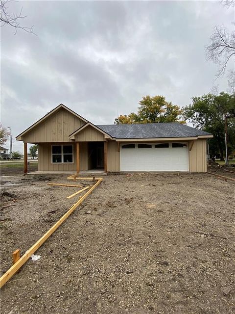 705 Pearl Street, East Lynne, MO 64743 - MLS#: 2566236