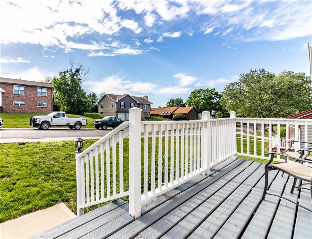 904 SUMMIT Drive