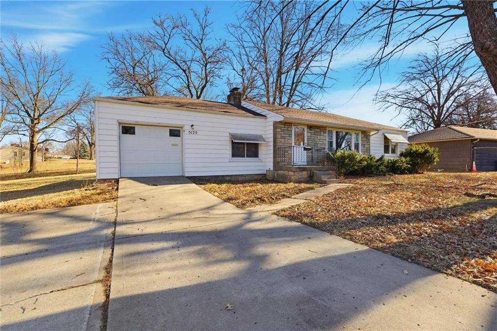 5125 N Brooklyn Avenue