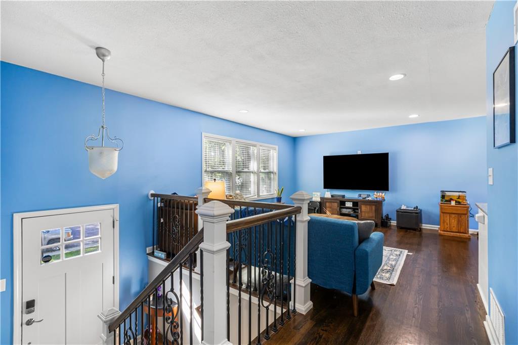 10310 W 89TH Street