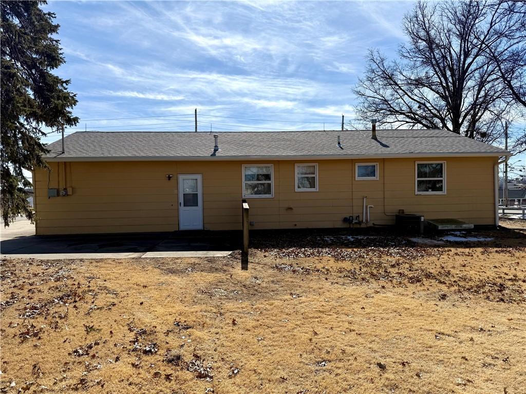 St Joseph, Missouri 64506, United States, ,Commercial,Pending,99427