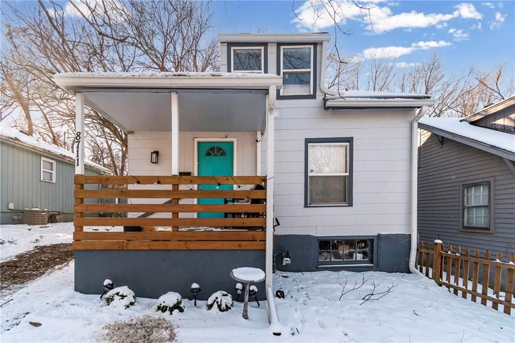 Photo of 8711 E Smart Avenue, Independence, MO 64053 (MLS # 2598566)