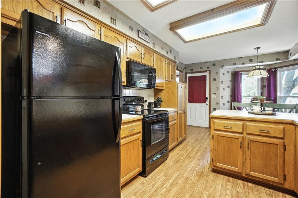 1104 NE Ridgeview Drive