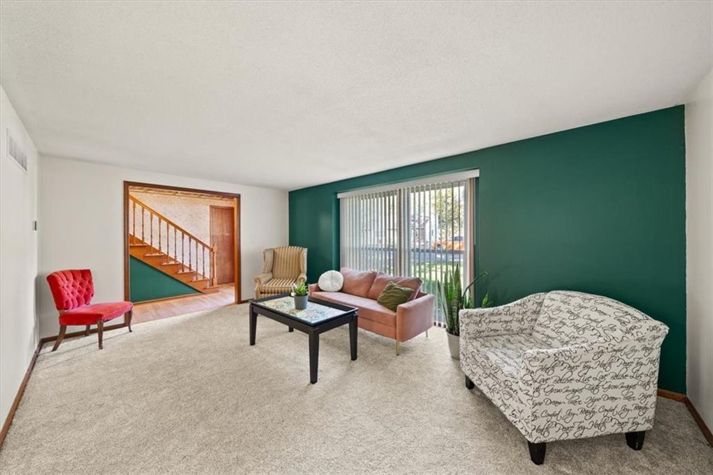 6606 NW Quail Run Drive