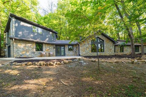 7601 E Forest Lakes Drive Parkville MO 64152
