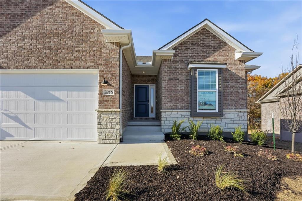 3316 N 109th Terrace